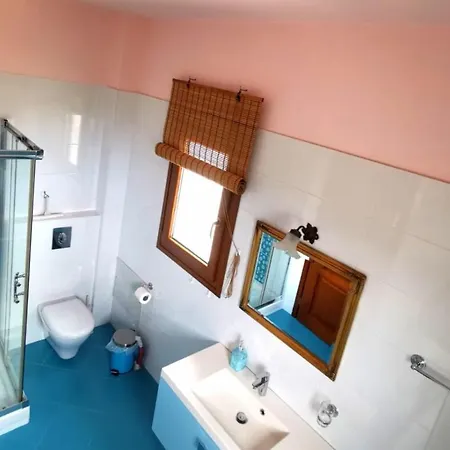 Farangi Villa